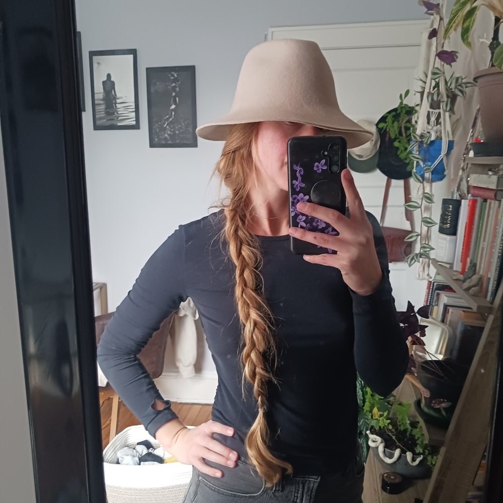 Brimmed Hat Beige made with Alpaca Wool Western Style
